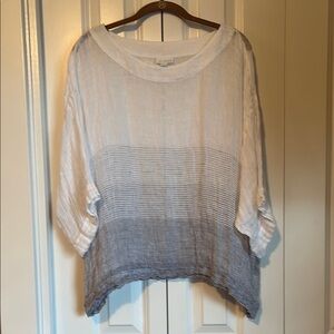 Chic White and Blue Blouse with Elegant Design